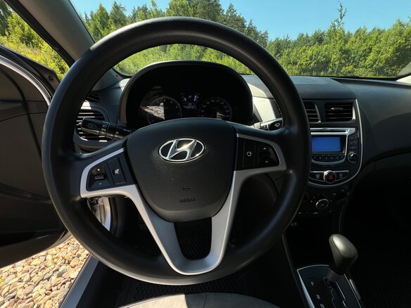 2013 Hyundai Solaris I, серебристый, 740000 рублей - вид 7