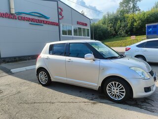 2009 Suzuki Swift III, серебристый, 550000 рублей, вид 3