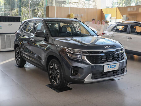 2026 Kia Seltos I Рестайлинг, серый, 2050000 рублей, вид 3