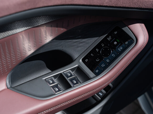 2026 Audi A6 L VI (C9), серый - вид 15