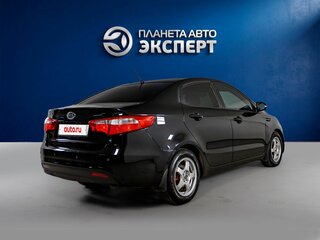 2012 Kia Rio 4-speed III, чёрный, 715000 рублей, вид 4