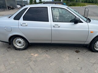 2015 Lada (ВАЗ) Priora I Рестайлинг, серебристый, 500000 рублей, вид 4