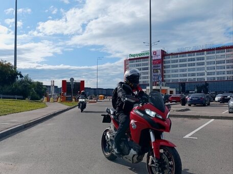 2016 Ducati Multistrada 1200, красный, 800000 рублей, вид 4
