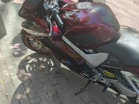 2002 Honda VFR 800, красный, 380000 рублей, вид 5
