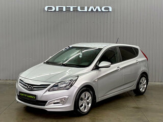 2014 Hyundai Solaris I Рестайлинг, серебристый, 1047000 рублей, вид 1