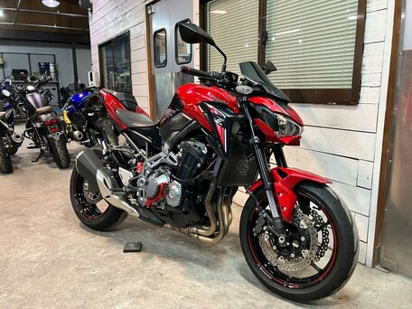 2018 Kawasaki Z 900, красный, 849000 рублей, вид 4