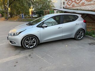 2012 Kia Ceed II, серебристый, 900000 рублей, вид 2