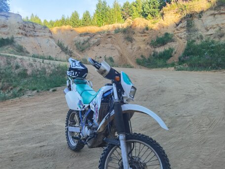 1998 Kawasaki KLX 250, белый, 215000 рублей, вид 2
