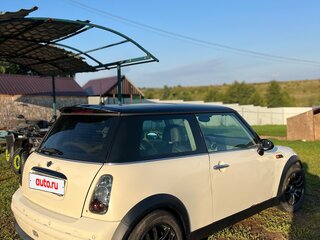 2004 Mini Hatch Cooper I (R50), белый, 420000 рублей, вид 4