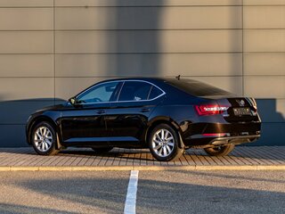 2016 Skoda Superb III, коричневый, 1795000 рублей, вид 4