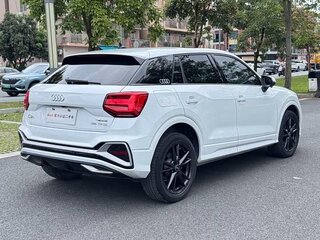 2022 Audi Q2 L 35 TFSI I Рестайлинг, белый, 1690000 рублей, вид 4