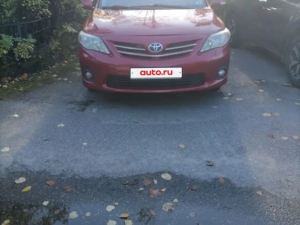 2011 Toyota Corolla X (E140, E150) Рестайлинг, пурпурный, 1099000 рублей