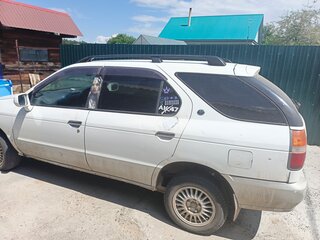 1999 Nissan R'nessa, белый, 450000 рублей, вид 2