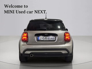 2022 Mini Hatch Cooper III (F55/F56) Рестайлинг 2, бежевый, 2070300 рублей, вид 4