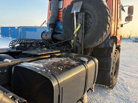 2012 КамАЗ 44108, оранжевый, 2500000 рублей, вид 3