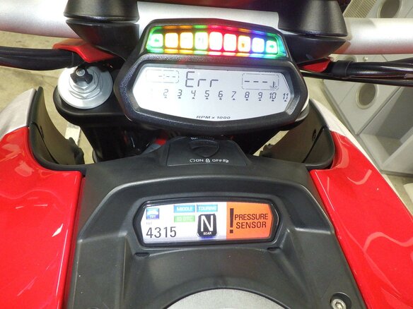 2014 Ducati Diavel, красный, 977000 рублей - вид 6