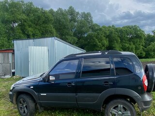 2012 Chevrolet Niva I Рестайлинг, чёрный, 360000 рублей, вид 3