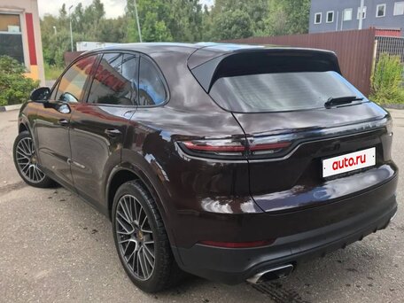 2020 Porsche Cayenne III, коричневый, 6700000 рублей, вид 3