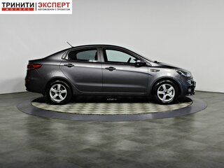 2016 Kia Rio III Рестайлинг, серый, 1026000 рублей, вид 4