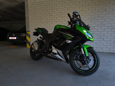 2016 Kawasaki Z 1000SX, зелёный, 925000 рублей, вид 1