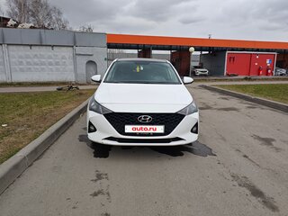 2021 Hyundai Solaris II Рестайлинг, белый, 950000 рублей, вид 2