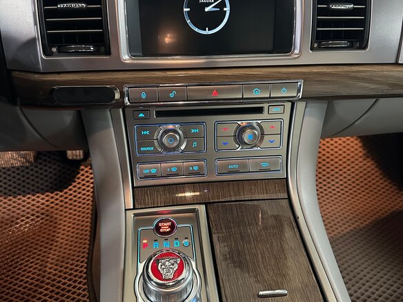 2008 Jaguar XF I, серый - вид 13