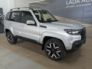 2026 Lada (ВАЗ) Niva Travel I Рестайлинг, серебристый, 1809000 рублей, вид 2