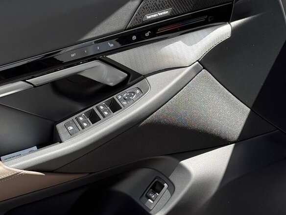 2024 BMW 5 серии 523d VIII (G60/G61/G68), белый, 6985000 рублей - вид 10