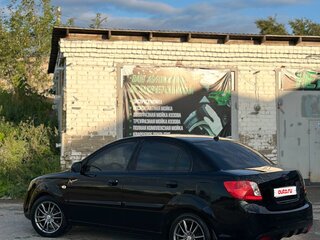 2009 Kia Rio II, чёрный, 365000 рублей, вид 4