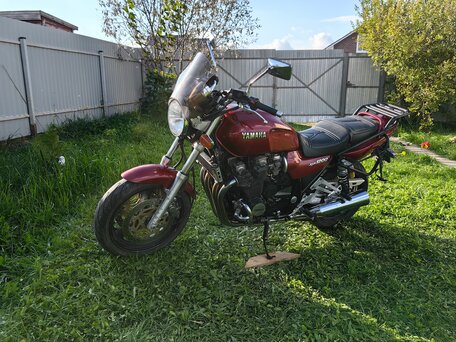 1994 Yamaha XJR1200, красный, 250000 рублей, вид 1