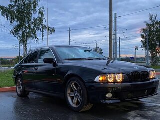 2002 BMW 5 серии 530i IV (E39) Рестайлинг, чёрный, 750000 рублей, вид 5