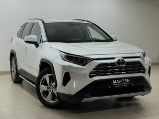 2020 Toyota RAV4 V (XA50), белый, 3590000 рублей, вид 3