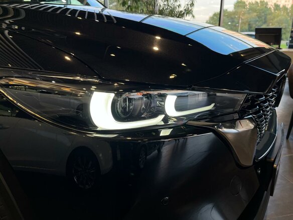 2025 Mazda CX-5 II Рестайлинг, чёрный, 4250000 рублей - вид 24