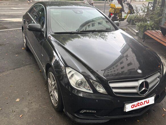 2009 Mercedes-Benz E-Класс 250 5G-Tronic IV (W212, S212, C207), чёрный, 1600000 рублей - вид 1