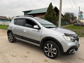 2020 Renault Sandero Stepway II Рестайлинг, серый, 1090000 рублей, вид 1