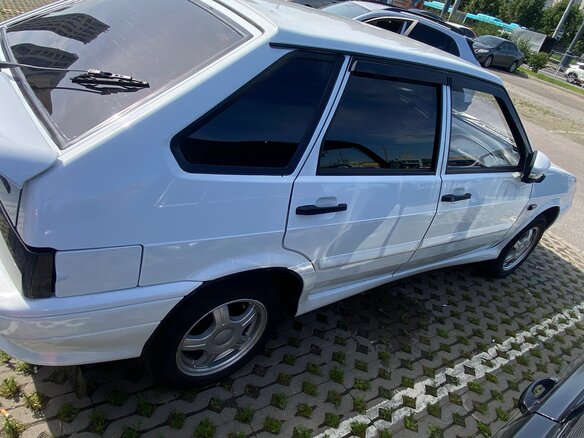 2010 Lada (ВАЗ) 2114, белый, 400000 рублей - вид 12