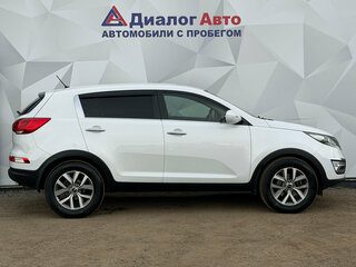 2015 Kia Sportage III Рестайлинг, белый, 1350000 рублей, вид 4