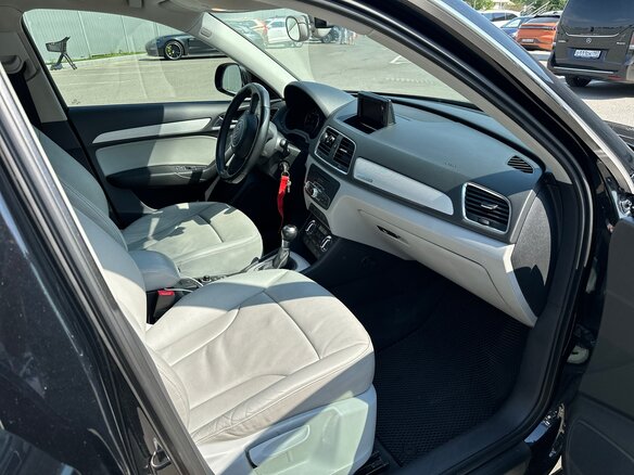 2013 Audi Q3 I (8U), чёрный, 1780000 рублей - вид 5