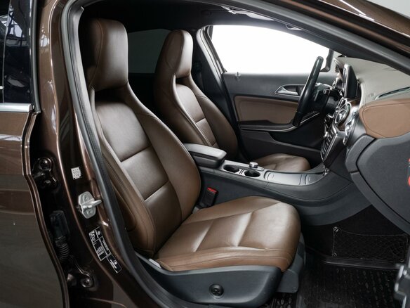 2014 Mercedes-Benz GLA 250 I (X156), коричневый, 1879000 рублей - вид 7