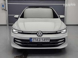 2025 Volkswagen Golf VIII Рестайлинг, белый, 2650000 рублей, вид 3
