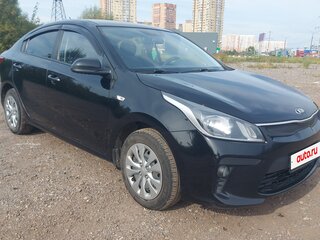 2017 Kia Rio IV, чёрный, 1190000 рублей, вид 2