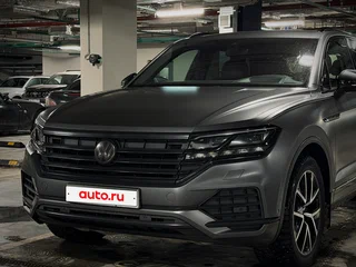2020 Volkswagen Touareg III, серый, 5300000 рублей, вид 5