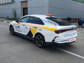 2021 Kia K5 III, белый, 1600000 рублей, вид 3