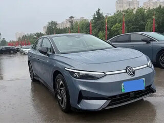 2024 Volkswagen ID.7 85 kWh, голубой, 3988099 рублей, вид 3