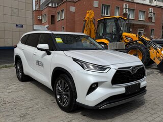 2026 Toyota Highlander IV (XU70), белый, 5020000 рублей, вид 3