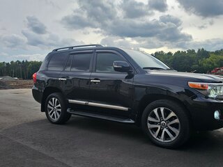 2013 Toyota Land Cruiser 200 Series Рестайлинг 1, чёрный, 6500000 рублей, вид 4