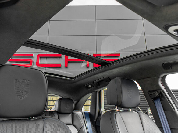 2025 Porsche Macan I Рестайлинг 2, синий, 11859000 рублей - вид 11