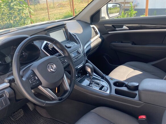 2018 Dongfeng AX7 I, белый - вид 9