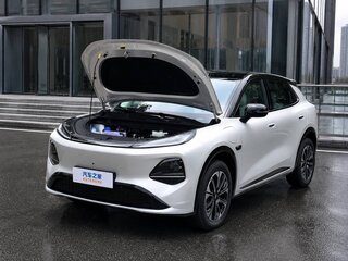 2026 Changan Qiyuan Q05 40.3 kWh II, серебристый, 2285000 рублей, вид 3