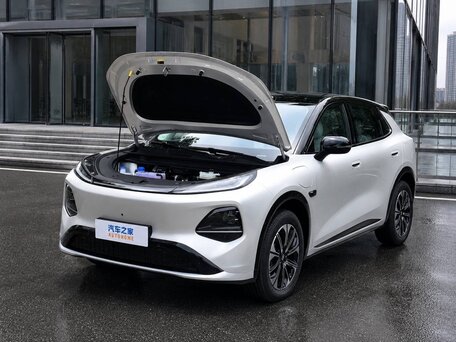 2026 Changan Qiyuan Q05 40.3 kWh II, серебристый, 2285000 рублей, вид 3